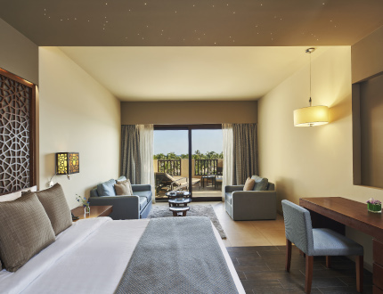 غرف عائلية بإطلالة على المحيط